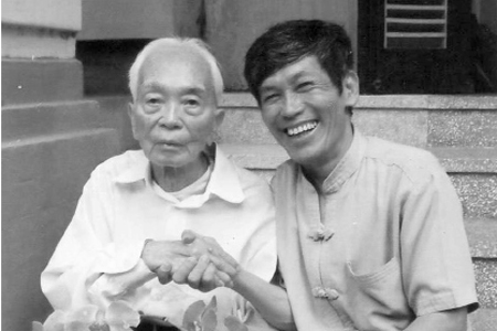 ការតាំ​ងពិពរណ៍​រូបថត​​ “Dong Loc ​ម្តាយ និងស្រុកកំណើត”